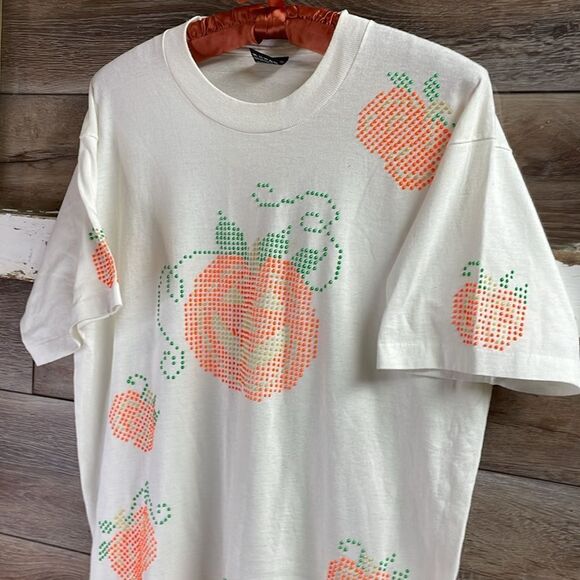 Fruit of the Loom Pumpkin Tshirt, Size Large Adult,White With Beaded Pumpkins - Picture 3 of 6
